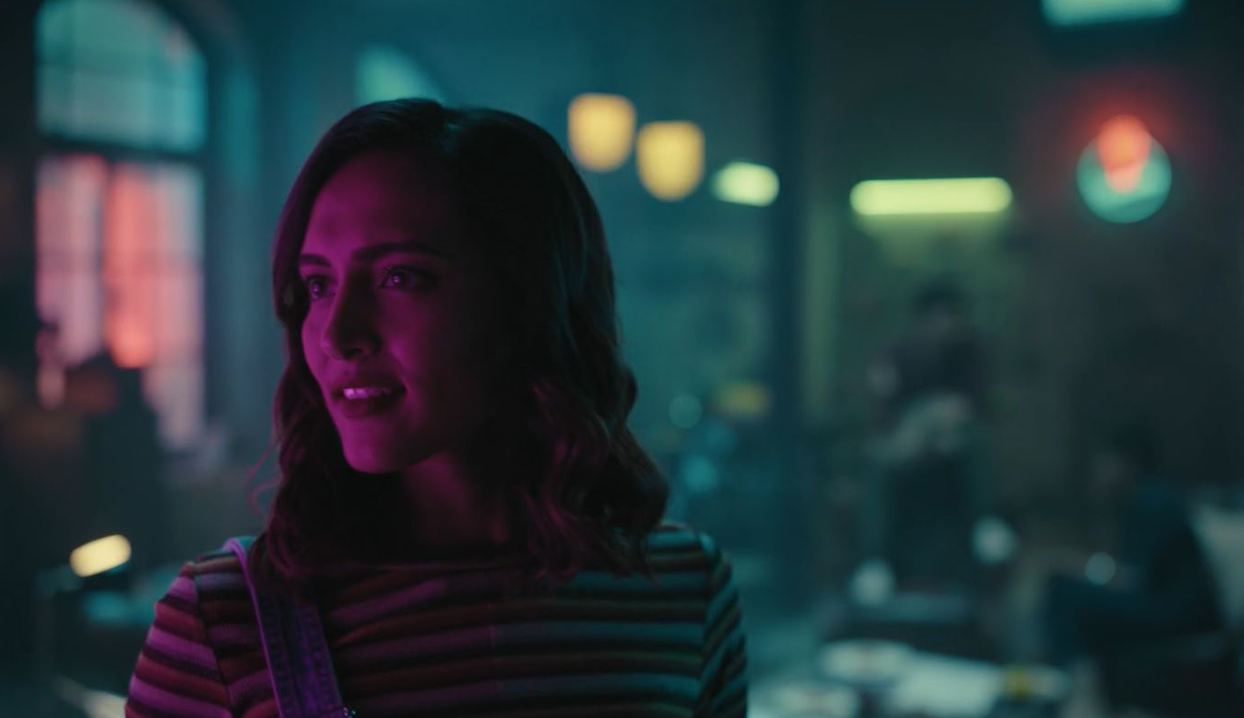 Myntra: Mirror Swipe